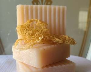 WHOLESALE PRIVATE LABEL SEA MOSS <b>SOAP</b> VEGAN EXFOLIATING TURMERIC IRISH MOSS <b>SOAP</b> - Product Image 6