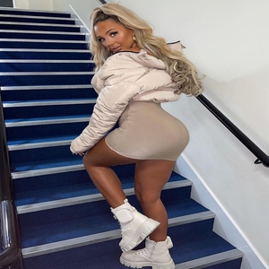 Chaqueta de niña de satén acolchada con mangas completas y cremallera de cuerpo corto de fibra de microbola con relleno de plumas y cuello levantado para mujer - Product Image 4