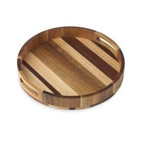 Bandeja de Servir de Madera Hecha a Mano, Ecológica y Duradera, con Asa de Latón, de Calidad Doméstica, de Uttar Pradesh - Product Image 1