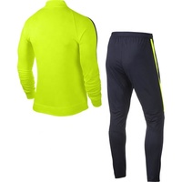 Survêtements de football sur mesure de haute qualité, nouveau design, impression personnalisée de nom, maillot d'équipe élégant, 100% polyester, 50 ensembles MOQ
