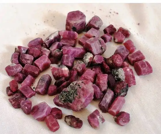 100% Natural Ruby Rough Gemstones Natural Ruby Stone