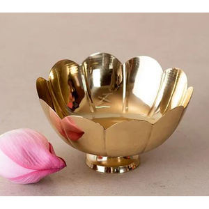 Cuenco redondo de metal decorativo con soporte de diseñador, para servir ensaladas en el hogar - Product Image 4