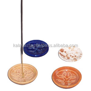 Quemador de incienso de cerámica pintado a mano y soporte Agarbatti Stand con quemador de aroma Ash Catcher para palo de incienso y cono - Product Image 6