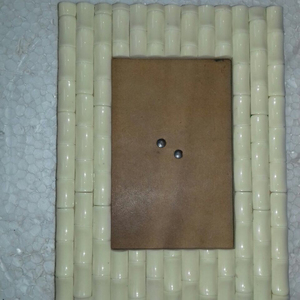 Nuevo marco de fotos de madera maciza con estilo para decoración de pared en India-Marco de resina al por mayor - Product Image 3