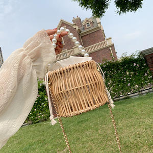 Sac à bandoulière en rotin tissé à la main, sac à main style européen et américain, meilleur prix, nouvelle collection 2019 - Product Image 2