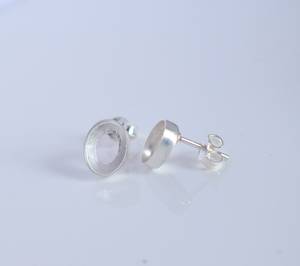Vente en gros de boucles d'oreilles en argent sterling 925 avec lunette ovale et coupe 13X18 MM, boucles d'oreilles simples faites à la main, bijoux fins et délicats pour femmes mignonnes - Product Image 2