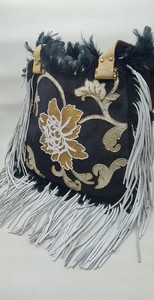 Sac fourre-tout vintage pour femme avec broderie florale ethnique, pompon perlé et logo personnalisé - Product Image 3
