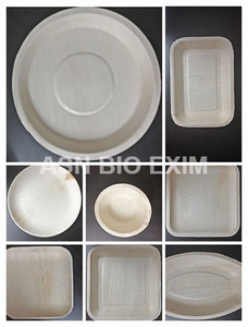 Assiettes à manger durables biodégradables en feuille de palmier Areca Plats bio dégradables écologiques avec gravure à motif végétal - Product Image 5