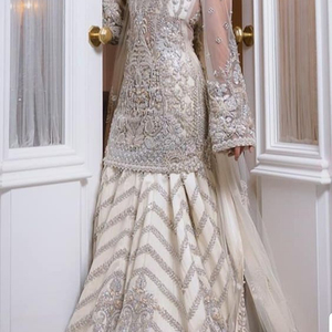 Vestido largo KAMEEZ LEHENGA indio/DABKA embellecedor paquistaní, ZARI, trabajo para boda, muy elegante, 2022 - Product Image 1