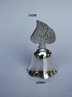 Cloche en laiton plaqué argent avec poignée en croix fabriquée en laiton Cloche de Noël Cloche en métal plaqué argent X'mas