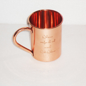 Juego de Tres Jarras de Cobre Pulido Espejo para Cerveza, Diseño Atractivo, con Parte Superior Redondeada, Jarras de Agua Martilladas de Alta Calidad para el Hogar y el Bar - Product Image 4