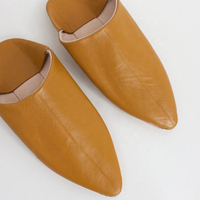 Babouches marocaines en cuir véritable faites à la main pour femmes et hommes, légères, couleur jaune moutarde - Utilisation intérieure/extérieure, luxe
