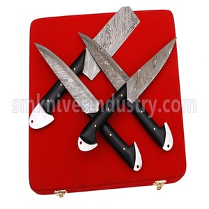 El juego de cuchillos de chef de 4 piezas de acero de Damasco hecho a mano incluye cuchillas de acero al carbono de 12 "y 9", caja de regalo de madera para uso en la cocina (SMK1120) - Product Image 2