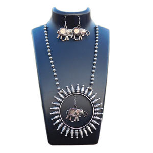 Cadena de latón con diseño de punta redonda para mujeres y niñas, COLLAR COLGANTE, estilo tribal occidental, plateado - Product Image 1