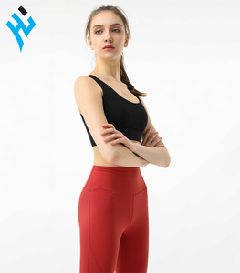 Ensemble de yoga sans couture pour femme : Soutien-gorge de sport et leggings taille haute, rouge et noir, 2 pièces, couleur unie, crop top dos nageur, séchage rapide - Product Image 4