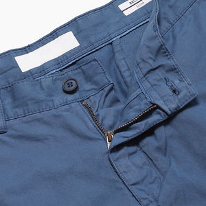 Nouveautés Short cargo pour homme Pantalon court lisse en coton noir avec logo réflecteur pour homme - Product Image 5