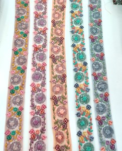 Rubans et lacets brodés à la main pour robe de mariée, faites à la main, de style indien, en tailles et couleurs assorties, 1 pièce - Product Image 1