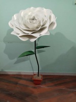 Fleurs en papier découpées en plusieurs couleurs pour l'art et l'artisanat, l'artisanat pour enfants, le scrapbooking