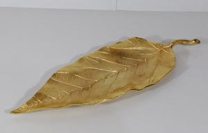 Aluminium Plaqué Or Moderne Fantaisie Aluminium Or Brut Métal Fantaisie Designer Plat à Fruits Offre Spéciale Plateau à Fruits Plateau à Fruits Feuilles - Product Image 5