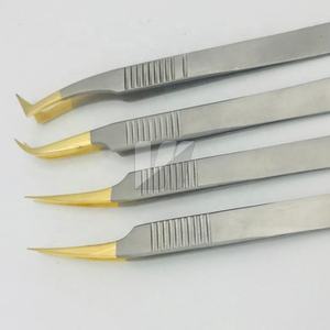 Pince à épiler d'extension de cils avec logo personnalisé avec pointe dorée et pointes de volume en acier inoxydable gris et durable japonais - Product Image 3