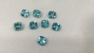 Piedras preciosas de apatita cortadas con cojín azul neón al por mayor calidad extrafina natural para la fabricación de joyas piedras preciosas sueltas - Product Image 5