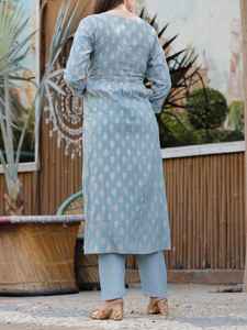 Ensemble Kurti avec palazzo et dupatta, broderie lourde faite à la main, prix de gros du meilleur fabricant, collection royale - Product Image 4