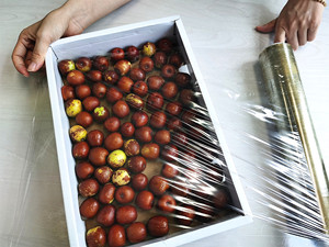 Hot Item! Clear LDPE cling film/food <b>wrap</b>/<b>plastic</b> stretch film for food grade ODM With Factory Price - Product Image 3