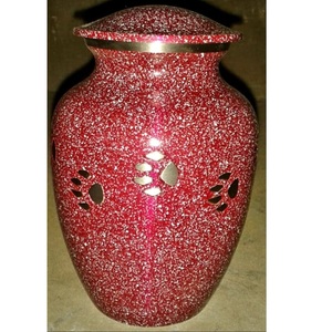 Aluminium pink color enamel matt finished <b>with</b> engraved flower and <b>leaves</b> cremation funeral urns for human adult and pets - Product Image 6