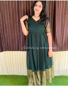 Nouvelle collection Western Golden Boarder Semi Georgette Full Inner avec Full par Royel Export - Product Image 3