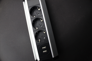 Moderno 16A 3 enchufes y 2 tomas de corriente eléctrica de esquina USB UE/EE. UU./Reino Unido IP40 motorizado Horizontal 220-250V 50Hz Producto de Venta caliente - Product Image 6