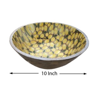 Bol de service en bois avec poêle à fruits imprimée à revêtement époxy pour la décoration intérieure et la cuisine - Product Image 2