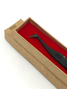 แหนบสำหรับต่อขนตาปลอมอุปกรณ์เสริมความงามสเเตนเลสสีดำปรับแต่งโลโก้ได้ตามต้องการ - Product Image 4