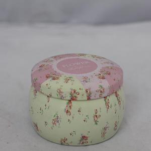 Bougie parfumée à la cire en étain, vintage, de luxe, personnalisée - Product Image 1