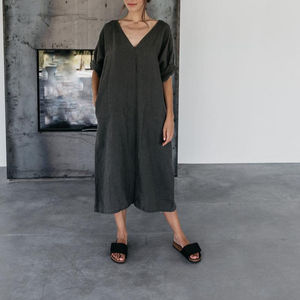 Robe en crêpe de couleur noire, vêtement tendance, col en v, manches mi-longues, longueur aux genoux, nouvelle collection 2020 - Product Image 1