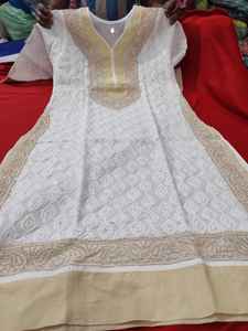 Chikankari frontal Jaal bordado Kurti con hermoso hilo trabajo manual elegante y cómodo traje para mujeres para uso diario - Product Image 5