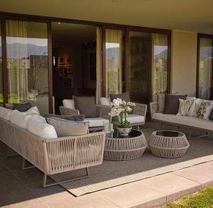 ชุดโซฟาอลูมิเนียมกลางแจ้งที่แสนสบายสำหรับการทำสวนลานโรงแรมและการเข้าฟาร์มการออกแบบด้วยหวาย PE ทอสำหรับพักผ่อนและปาร์ตี้ - Product Image 4