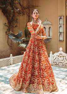 2021 belle soie lourde Lehenga Choli orné de perles de verre en cristal et de pierres longueur de plancher pour les mariages et les fêtes - Product Image 2