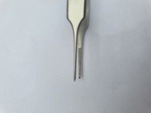 Pinzas irlandesas Instrumento quirúrgico de ojo y Garganta de acero manual recto de 4 \" - Product Image 6