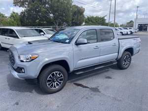 Utilisé pour Toyota Tacoma 2.8 Turbo Double Cabine R20 Taille de Pneu Pickup FWD Drive Intérieur en Cuir Foncé avec Direction Gauche à Vendre - Product Image 5