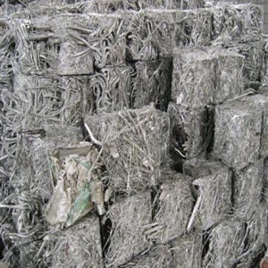 Chatarra de Aluminio 6063 de Excelente Calidad y Chatarra de Alambre de Aluminio 99.9% en Embalaje Comprimido, Marca EZNK AL001A en Venta - Product Image 5