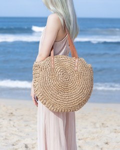 Sac circulaire portable en paille fait main, sac en corde de papier naturel fait main, sac de protection, sac de plage, sac d'été - Product Image 1