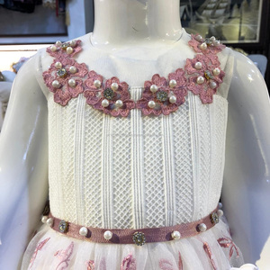 Robe élégante avec bandeau pour petite fille, tenue décorative brodée, couleur blanche, nouveau design, meilleure qualité - Product Image 3