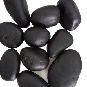 Piedras de Río Negras Pulimentadas de Alto Brillo Especializadas IND, Adoquines Decorativos para Paisajismo, Pavimento de Piedra Natural - Product Image 1