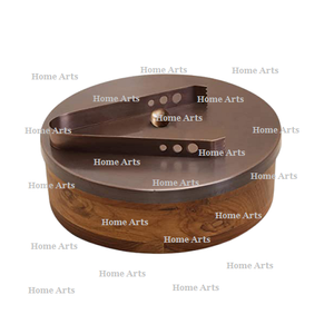 Utensilios de cocina de madera Chapati Container Roti Box Diseño de lujo Forma redonda Roti Box para uso en hoteles y restaurantes - Product Image 3