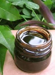 Aceite orgánico de bálsamo puro de Perú más vendido para la piel aceites utilizables fabricación en India precios al por mayor productos - Product Image 4