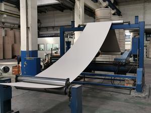 Rollo de papel reciclado, rollos de aglomerado gris para hacer tubos de papel, embalaje de latas de papel - Product Image 4