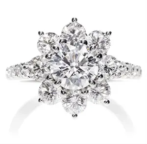 18Kt anello di diamanti in oro con un mezzo carat anelli di nozze di diamante