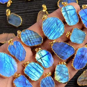 Colgante de mariposa de acero inoxidable, colgante de Palma de labradorita morada, collar jamaicano, portavelas galvanizado, colgante de macramé - Product Image 5