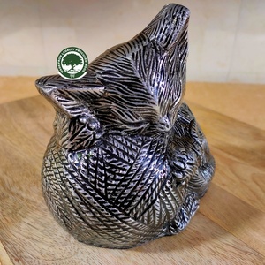 Urne pour animaux de compagnie en laiton câliné cendres de crémation d'animaux de compagnie meilleure qualité fournitures funéraires urnes classiques faites à la main pour animaux de compagnie à vendre - Product Image 4