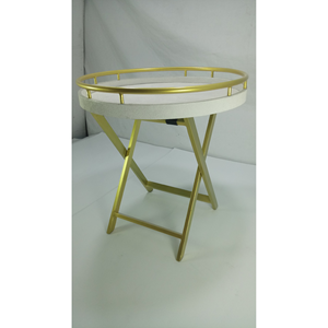 Faux Shagreen Buttler Bandeja Color latón con patas de metal Tamaño 0,46x0,46x0.585mm Hecho en Vietnam Número de modelo 157 - Product Image 5